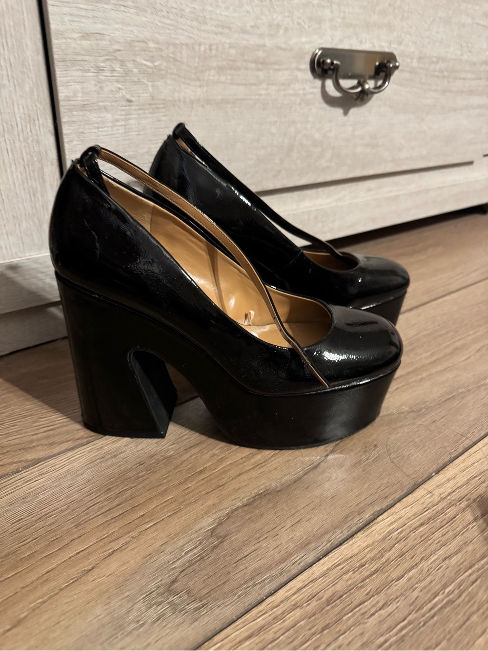 Jessica Simpson Black Patent Platform Slingbacks